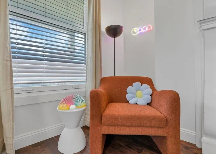 Housepitality - The Game House - 2 Br
