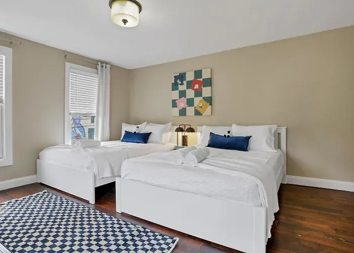 Сasa de vacaciones Housepitality - The Game House - 2 Br Columbus