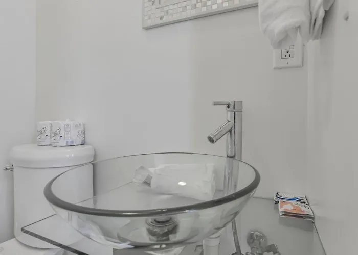 Сasa de vacaciones Housepitality - The Game House - 2 Br Columbus