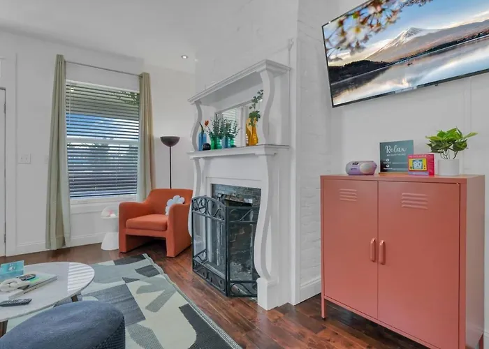Housepitality - The Game House - 2 Br